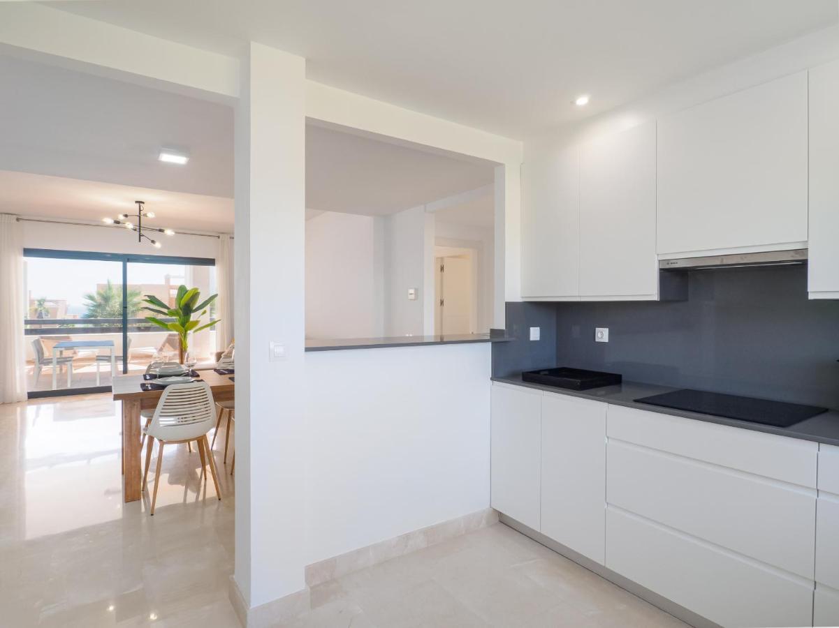 2306 - Brand New Apt, Walking Distance To Beach! Casares Extérieur photo